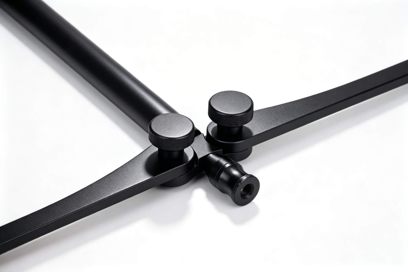 "High-precision 316 stainless steel rod pod system for professional carp fishing, durable and adjustable rod support."